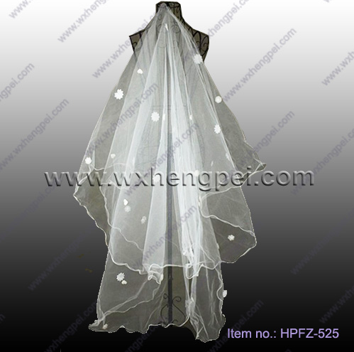 The super long soft tulle wedding veil